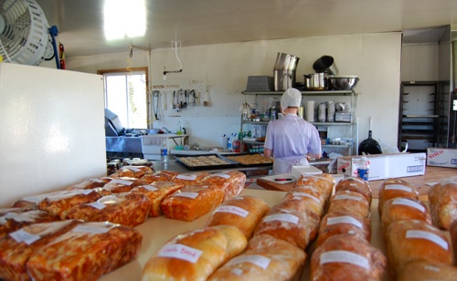 amish-bakery1